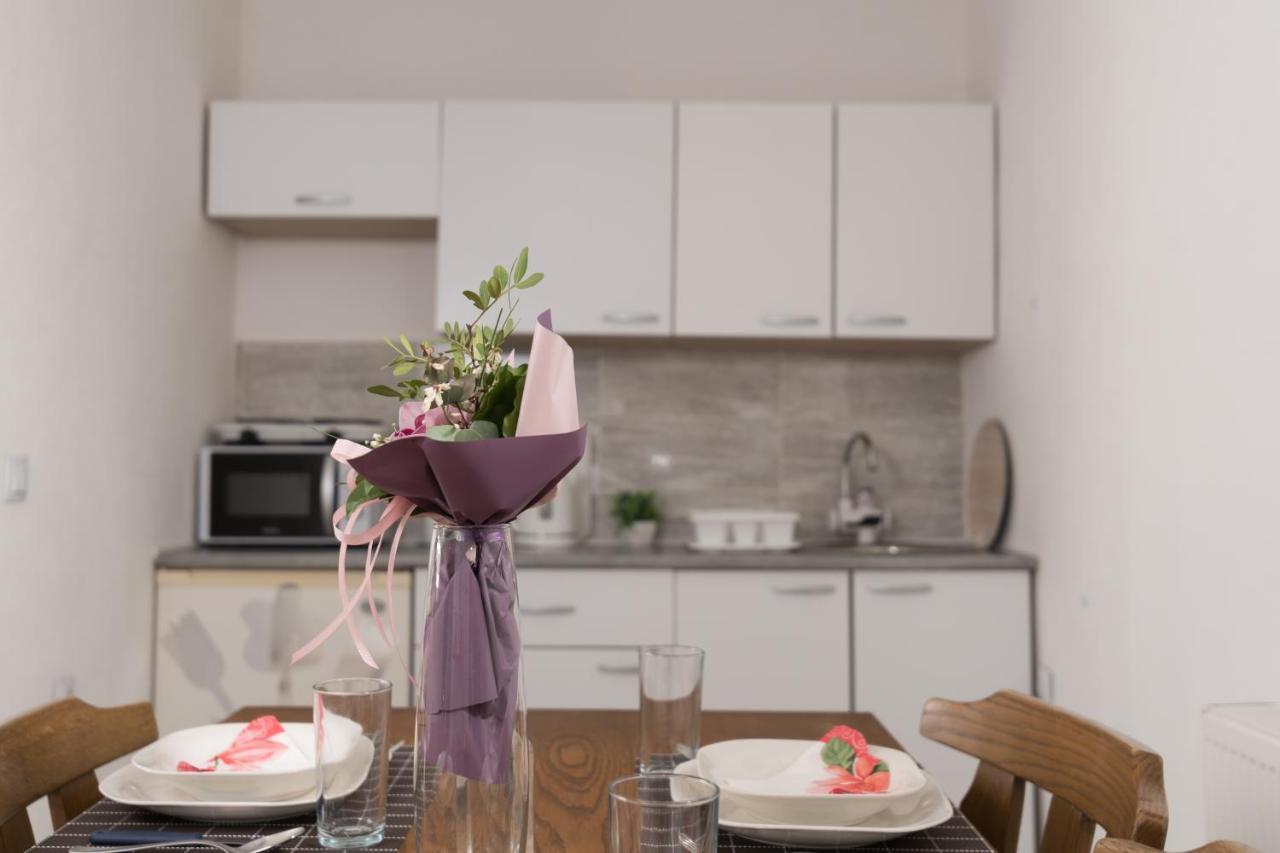 Apartmani Kod Marka Пожега Экстерьер фото